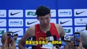 感觉又壮了！中国男篮集训队公开训练课采访周琦视频